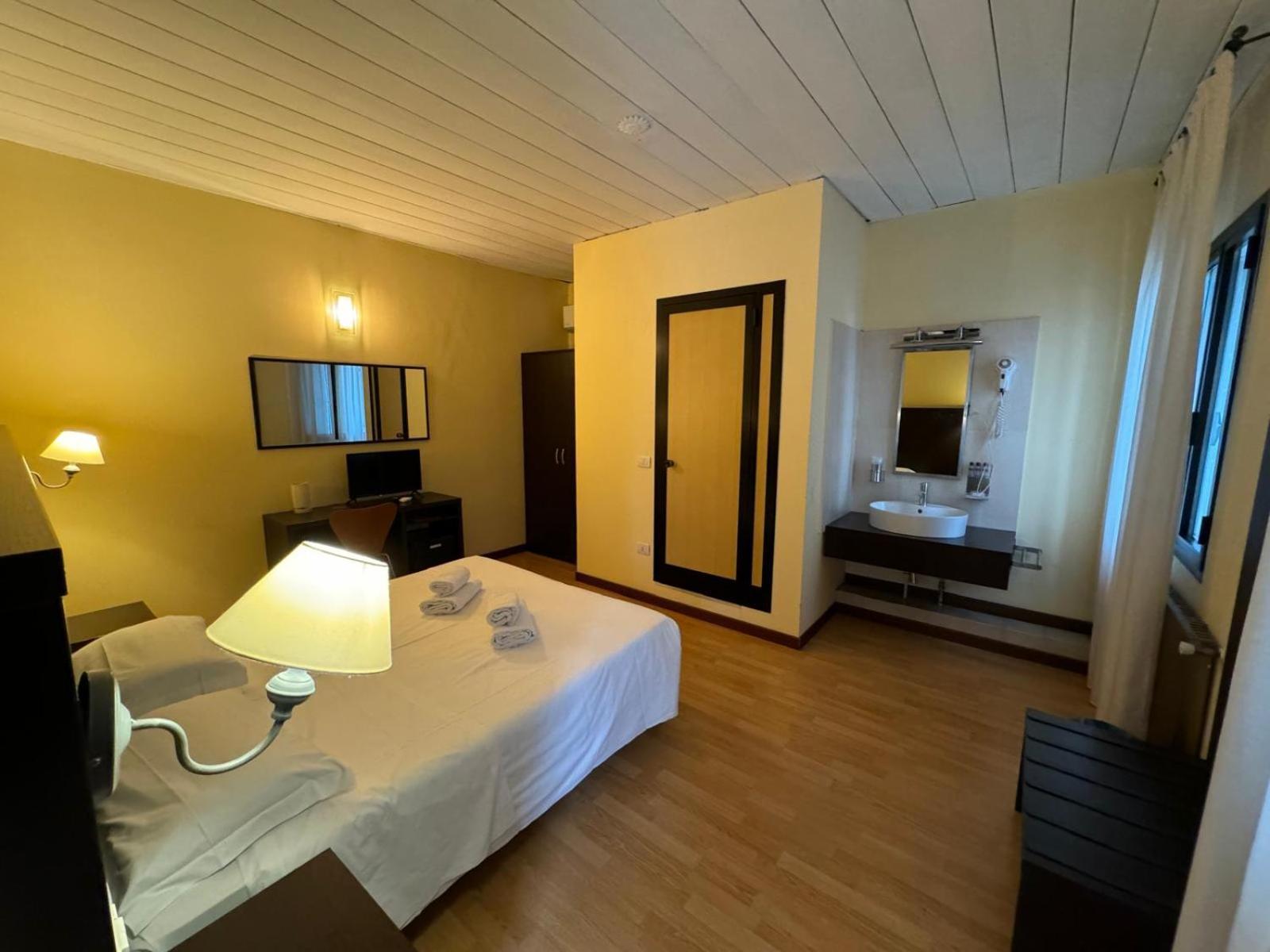 Hotel Guidi Mestre Eksteriør billede